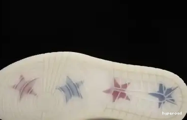 Hyperoad x OG Room Air 1 Trophy Jordan Low 0427
